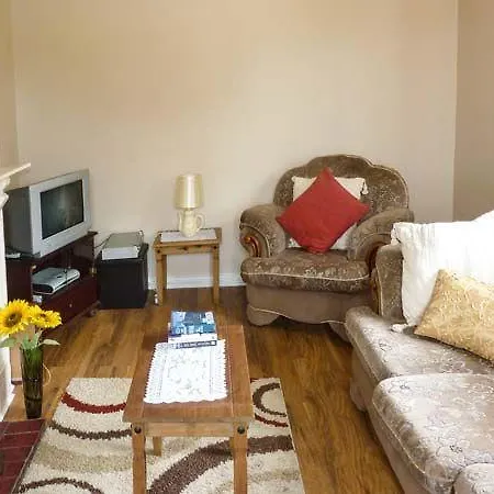 Casa de Férias Rook Hill Cottage, Newbridge Newbridge (Galway)