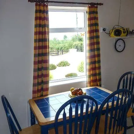 Rook Hill Cottage, Newbridge Newbridge (Galway)